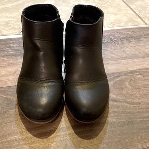 Girl Size 11 Cat & Jack boots